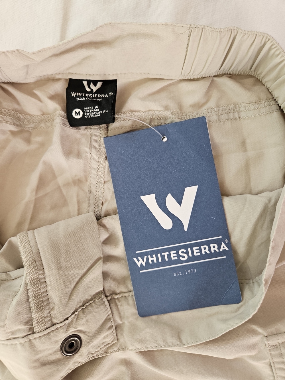 White Sierra Women's Crystal Covr Shorts Pale Taupe Beige Gorpcore NWT Medium - Picture 4 of 7